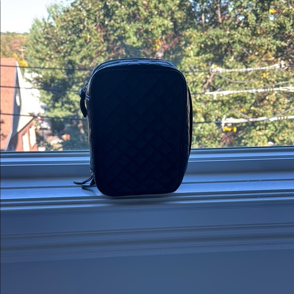 Trish McEvoy Black Quilted Toiletry Bag - Picture 1 of 10